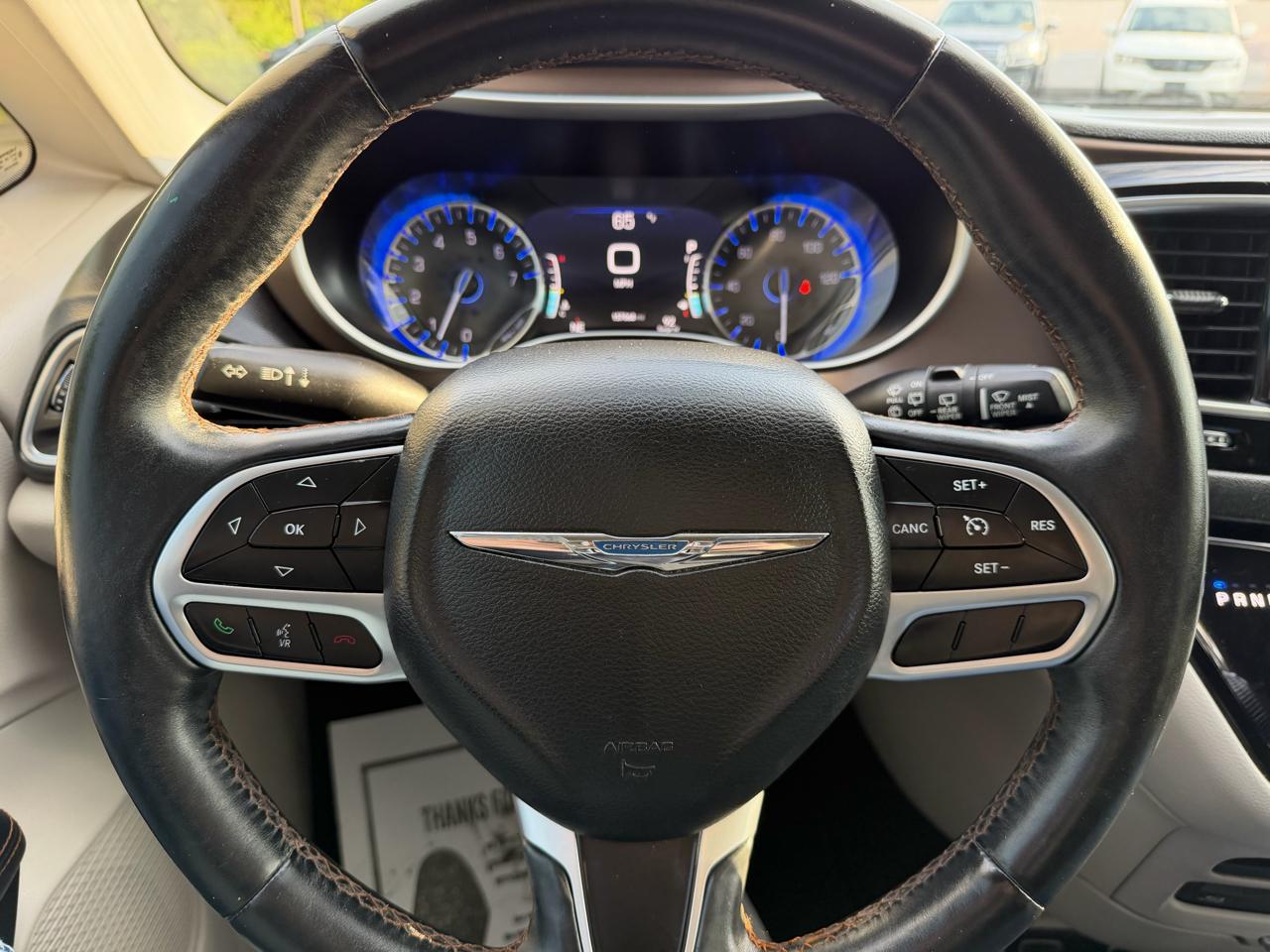 Chrysler Pacifica Touring-L Plus FWD 2017