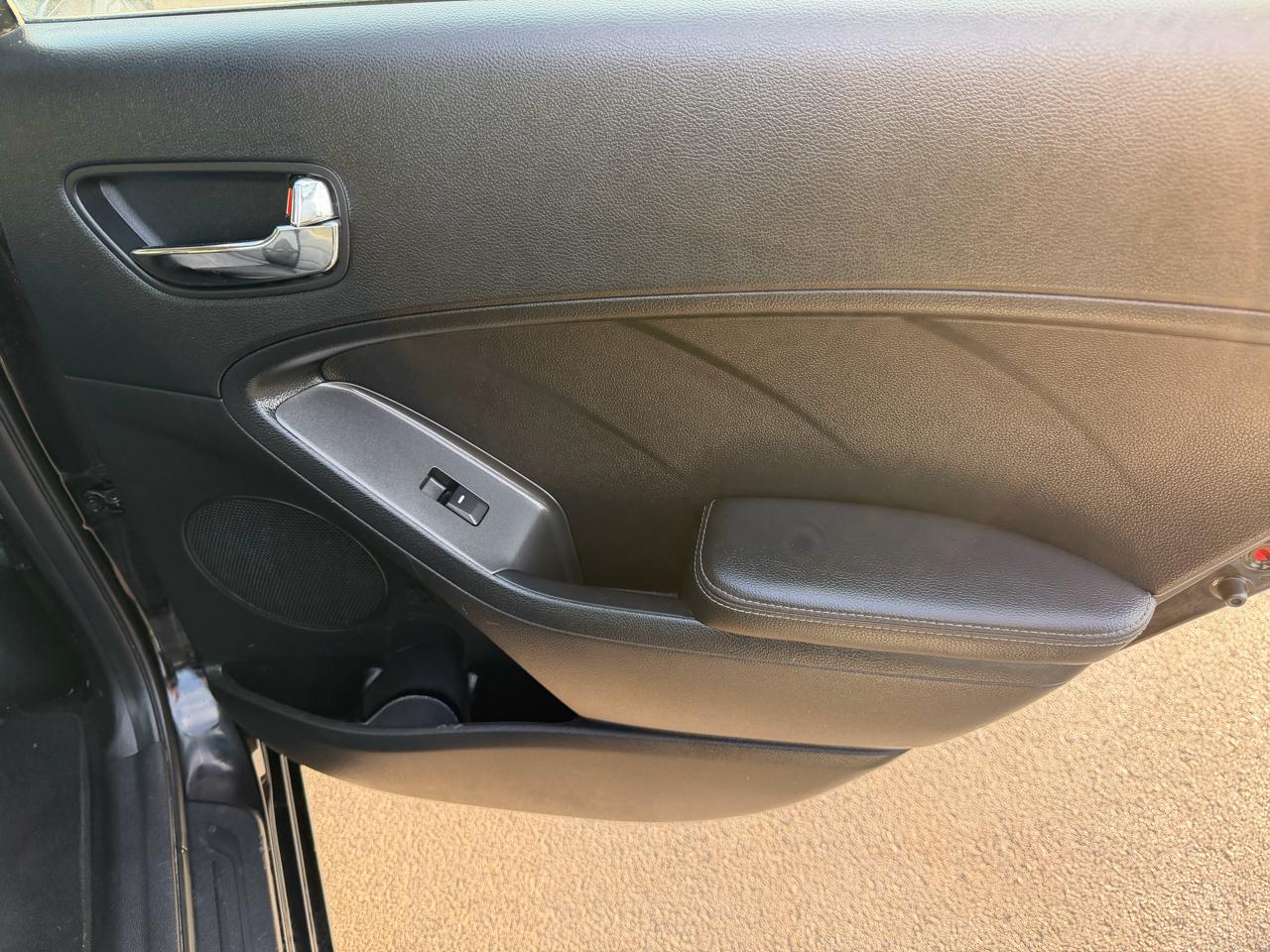 Kia Forte 4dr Sdn Auto EX 2015