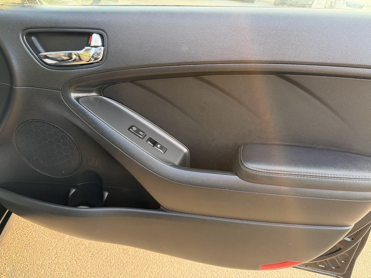 Kia Forte 4dr Sdn Auto EX 2015