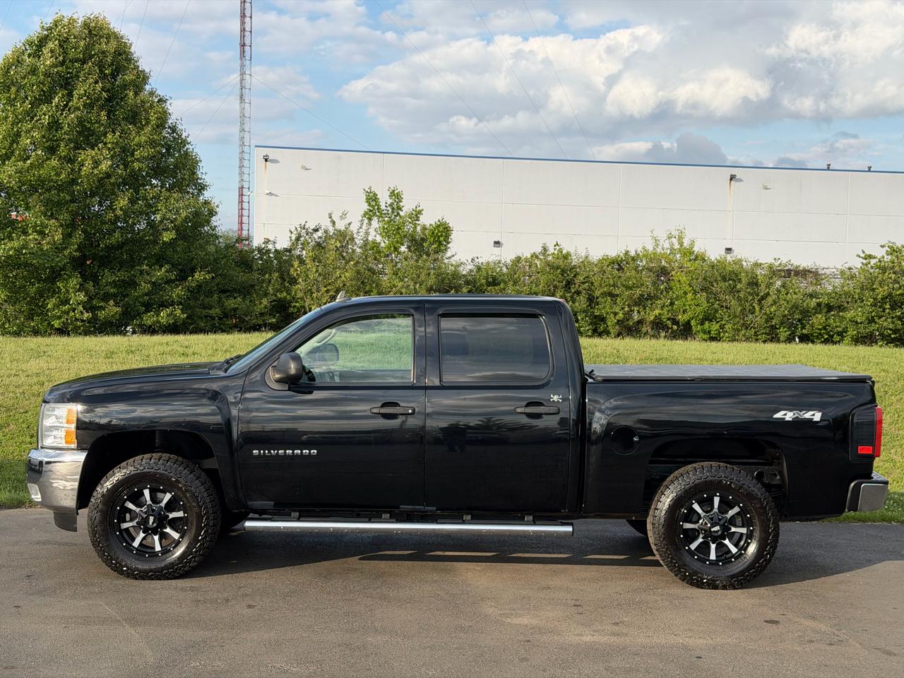 Chevrolet Silverado 1500 4WD Crew Cab 143.5" LT 2012