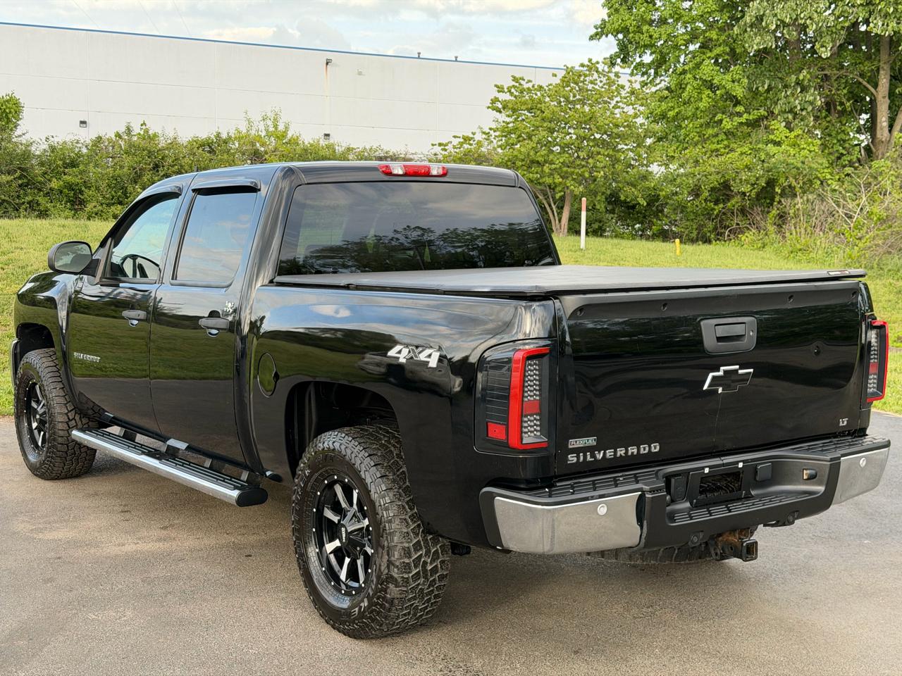 Chevrolet Silverado 1500 4WD Crew Cab 143.5" LT 2012