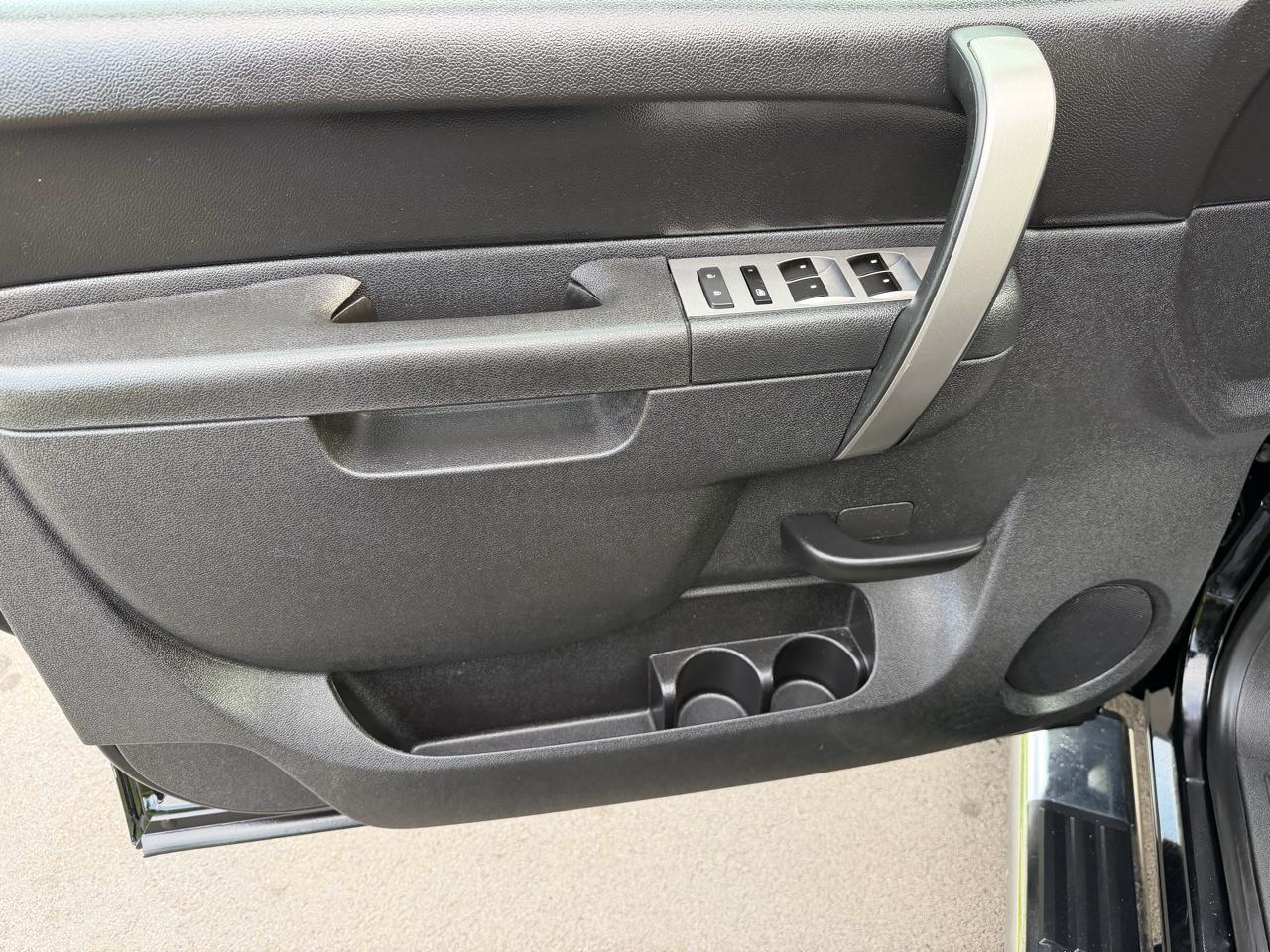 Chevrolet Silverado 1500 4WD Crew Cab 143.5" LT 2012