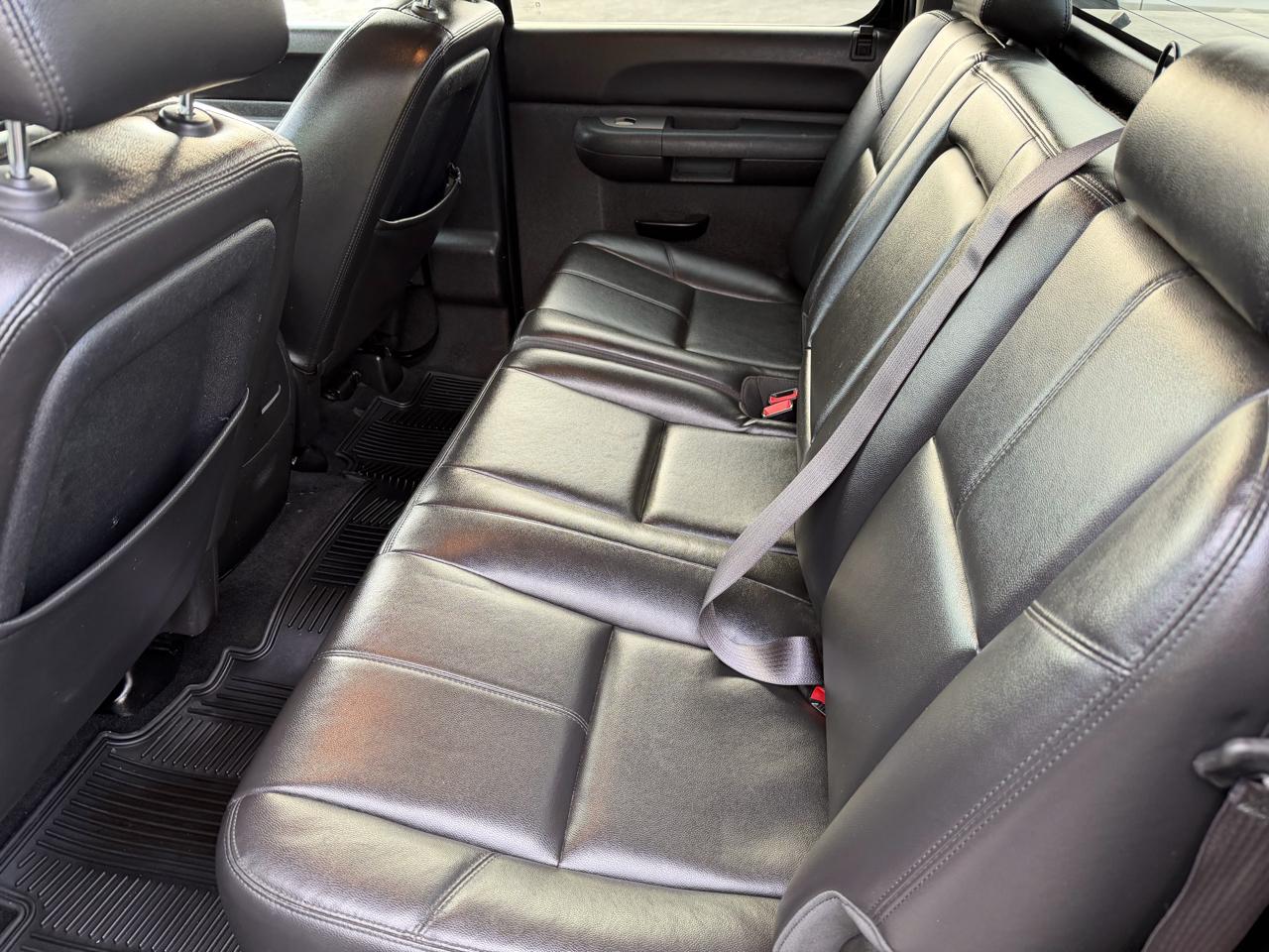 Chevrolet Silverado 1500 4WD Crew Cab 143.5" LT 2012