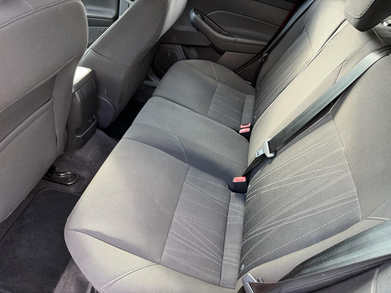 Ford Focus 5dr HB SE 2015
