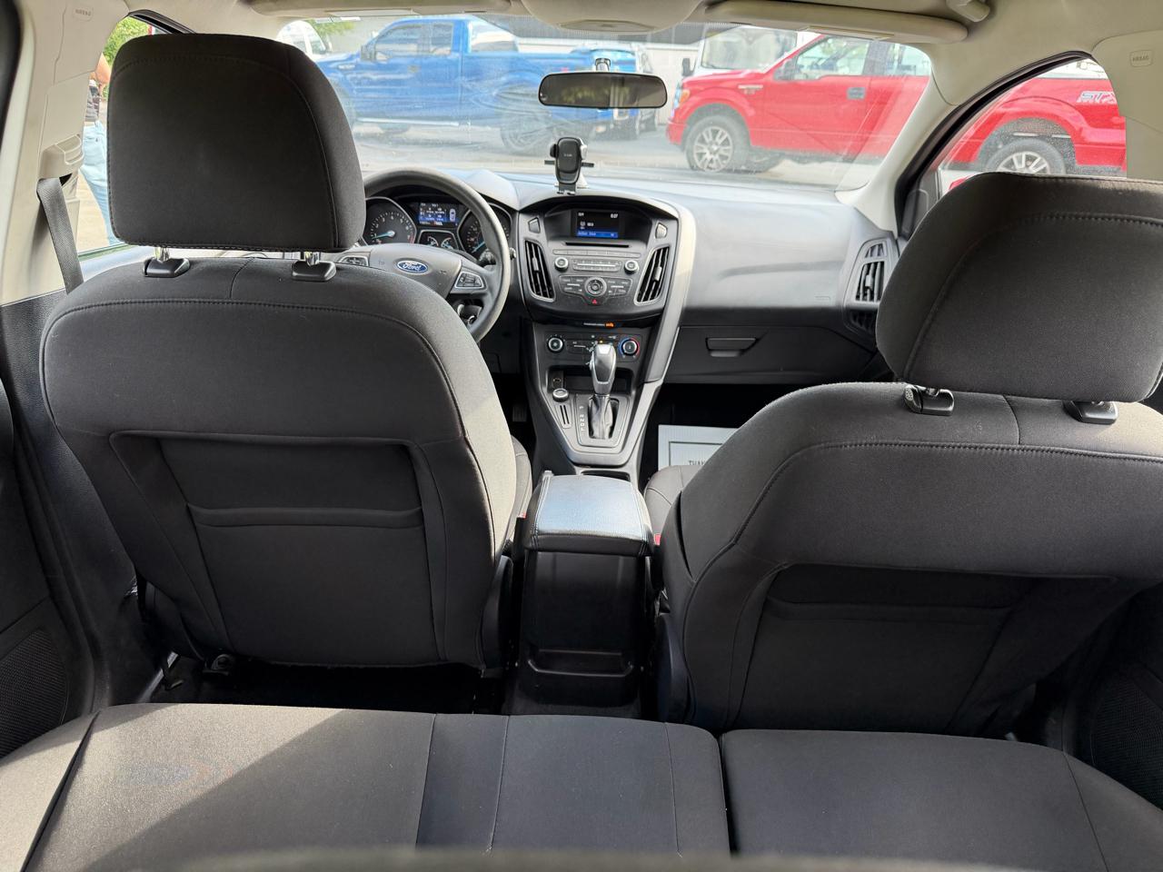 Ford Focus 5dr HB SE 2015