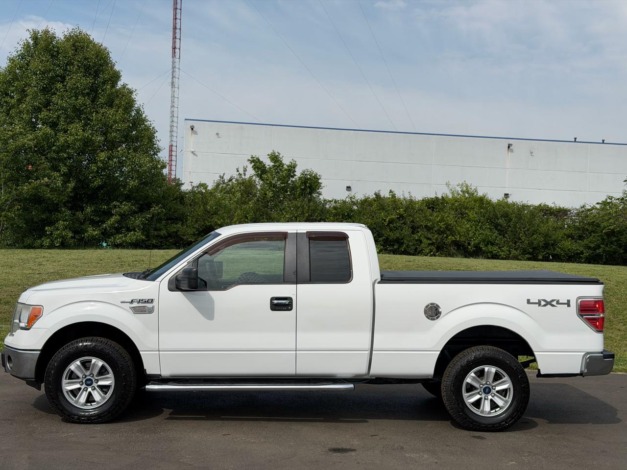 Ford F-150 4WD SuperCab 145" Lariat 2011