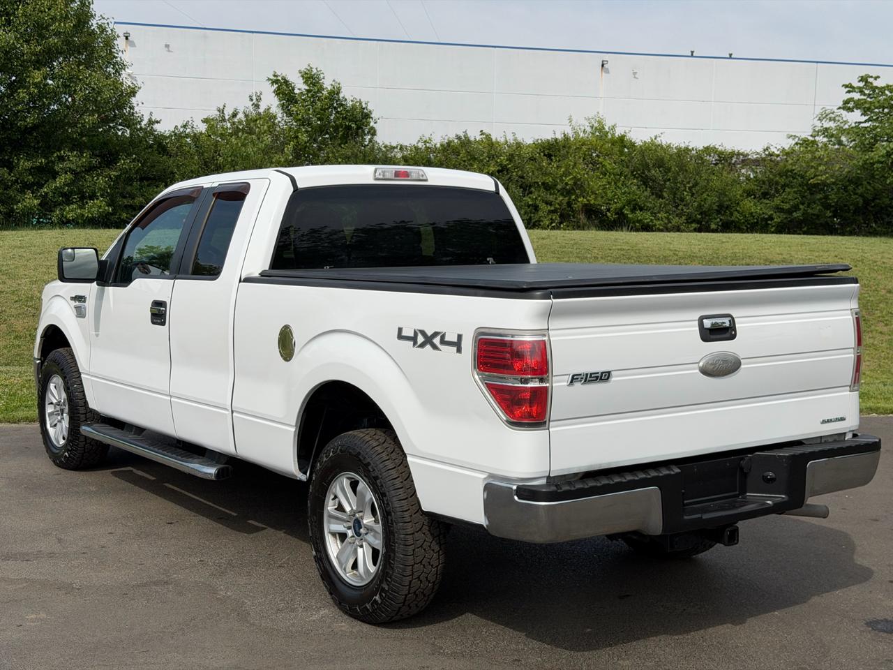 Ford F-150 4WD SuperCab 145" Lariat 2011