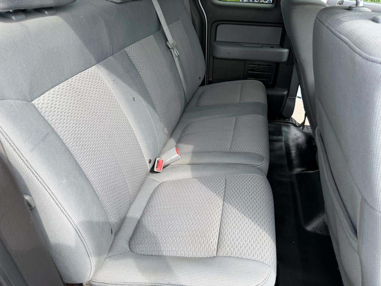 Ford F-150 4WD SuperCab 145" Lariat 2011