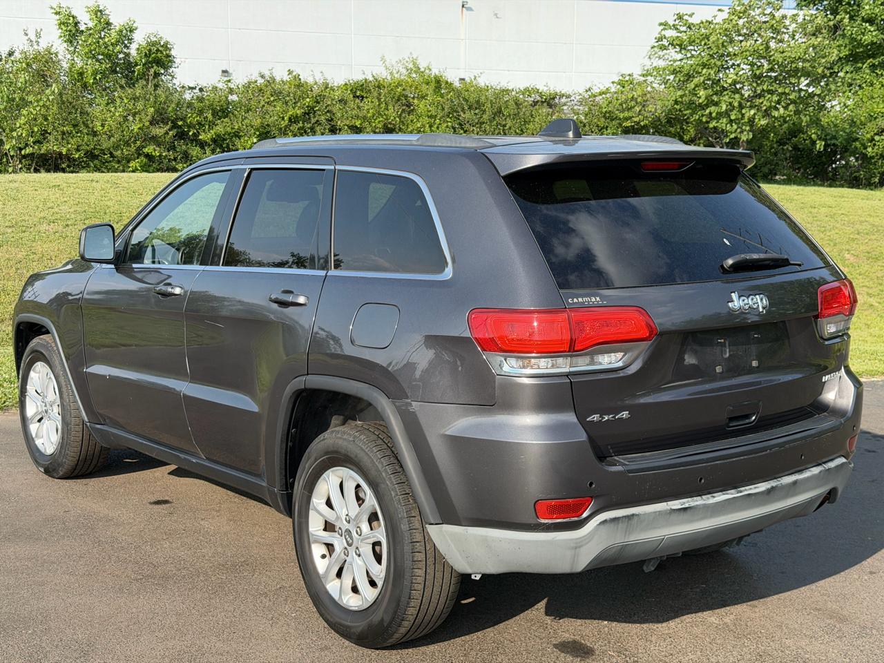 Jeep Grand Cherokee 4WD 4dr Laredo 2015