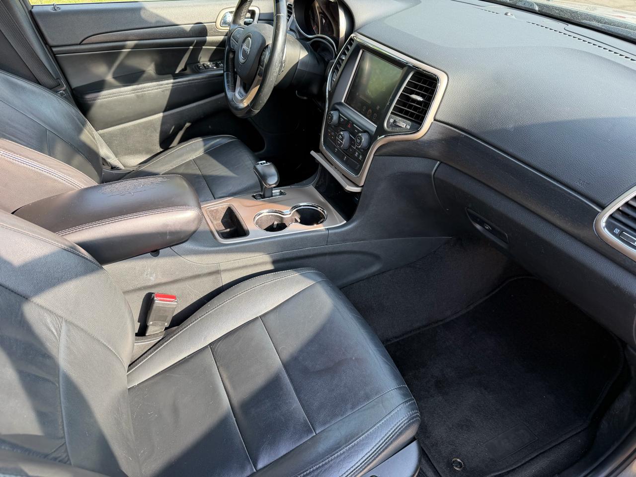 Jeep Grand Cherokee 4WD 4dr Laredo 2015