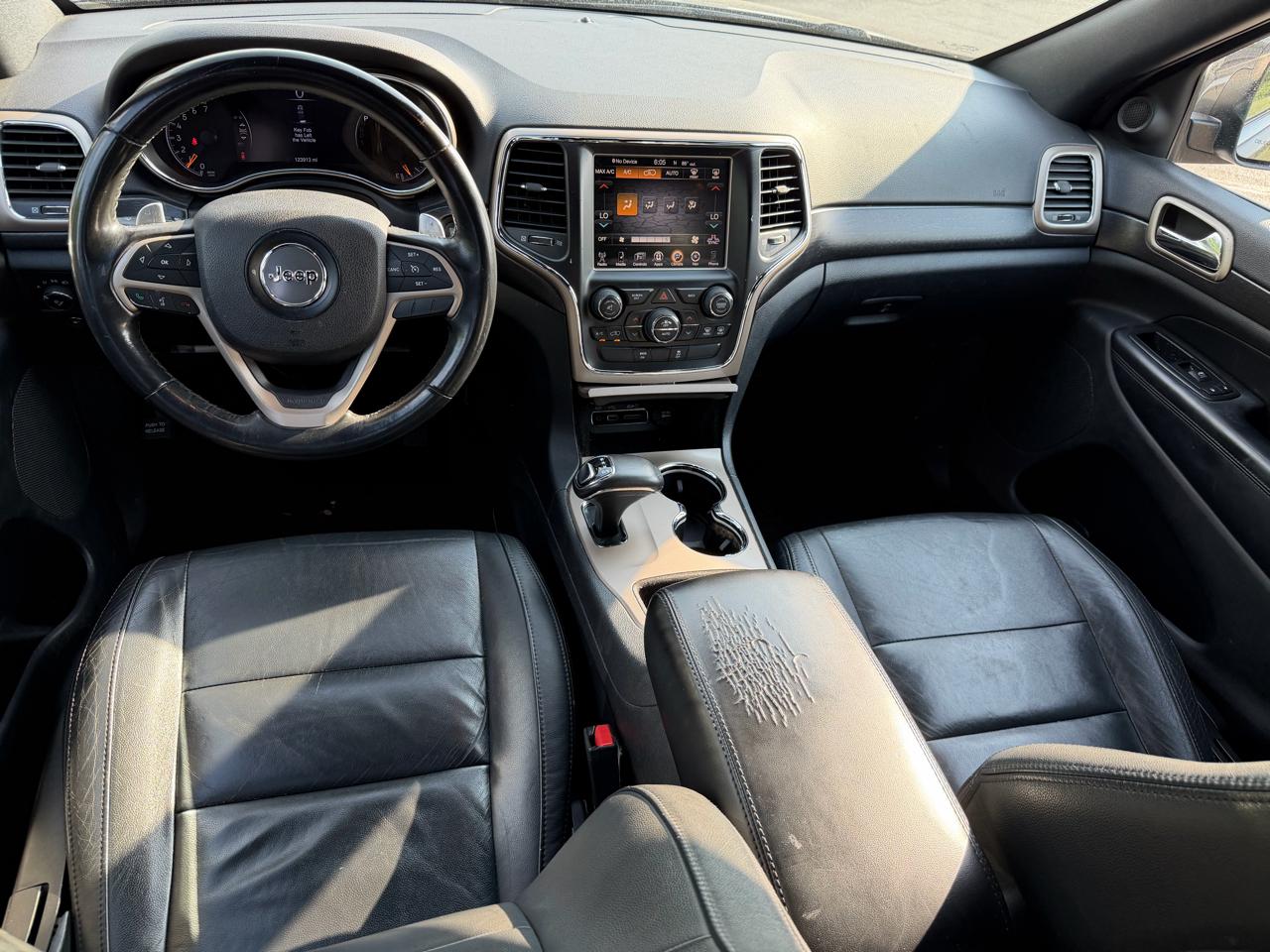 Jeep Grand Cherokee 4WD 4dr Laredo 2015