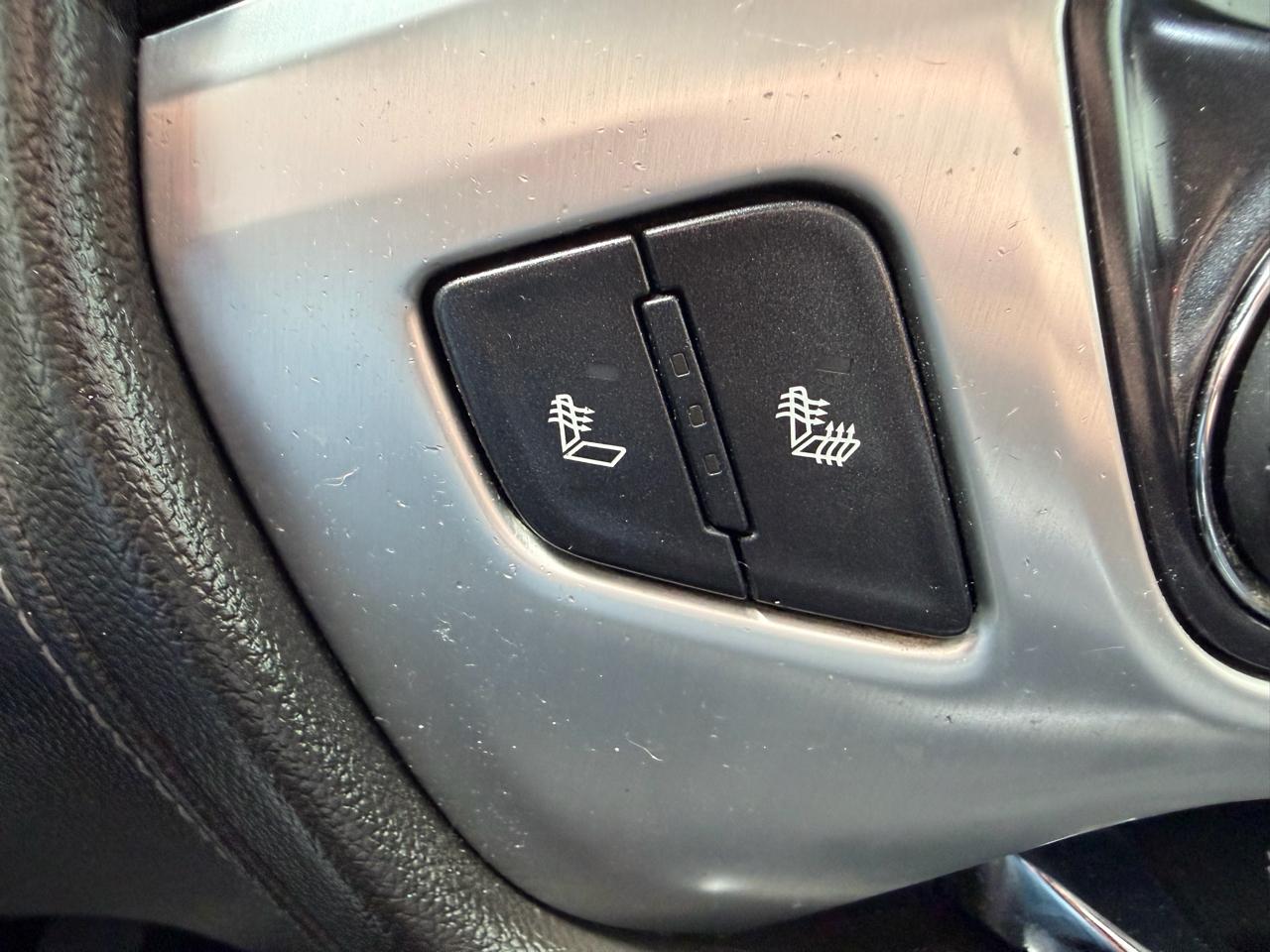 GMC Sierra 1500 4WD Crew Cab 143.5" SLT 2015