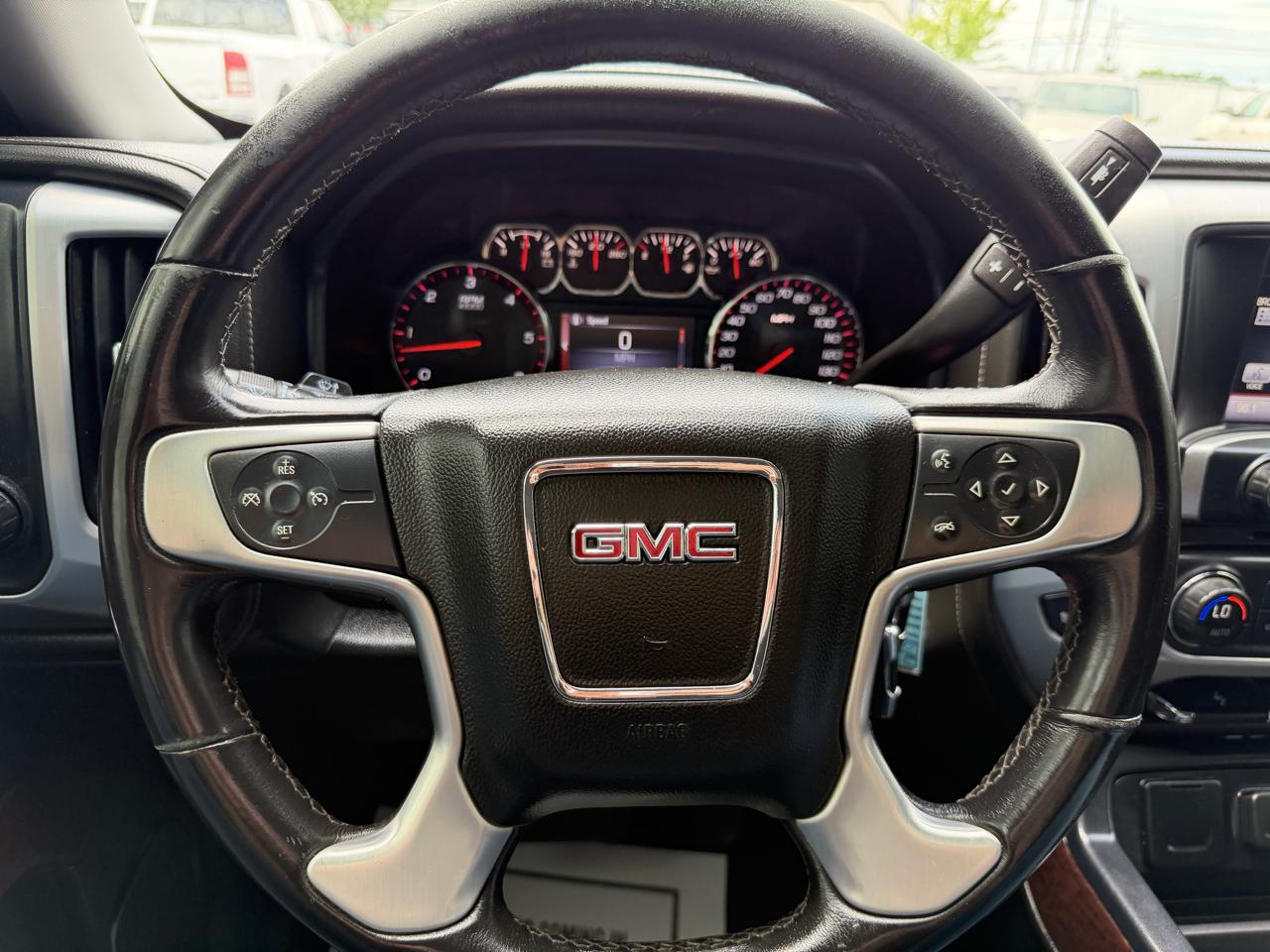 GMC Sierra 1500 4WD Crew Cab 143.5" SLT 2015