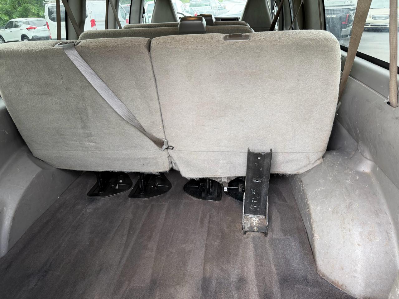 Chevrolet Express Passenger RWD 3500 155" LT 2020