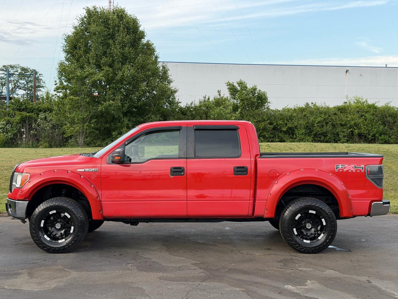 Ford F-150 XLT SuperCrew 4WD 2011