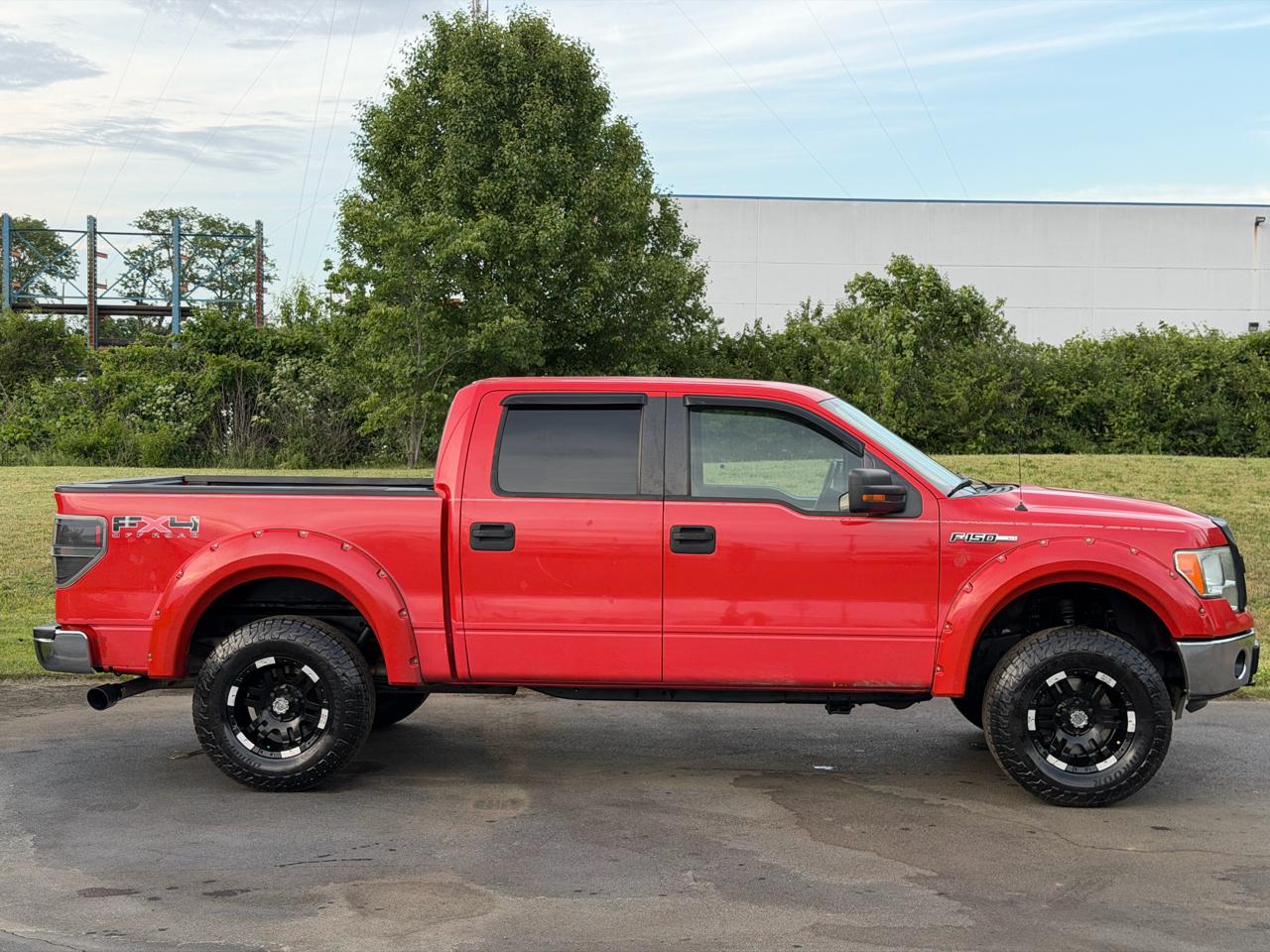Ford F-150 XLT SuperCrew 4WD 2011