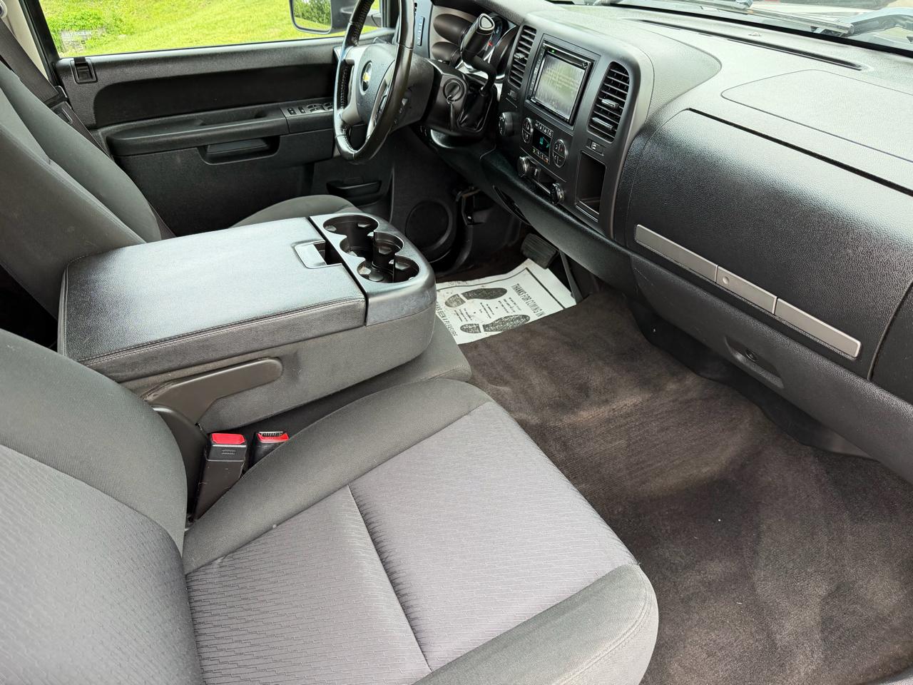 Chevrolet Silverado 1500 4WD Crew Cab 143.5" LT 2013