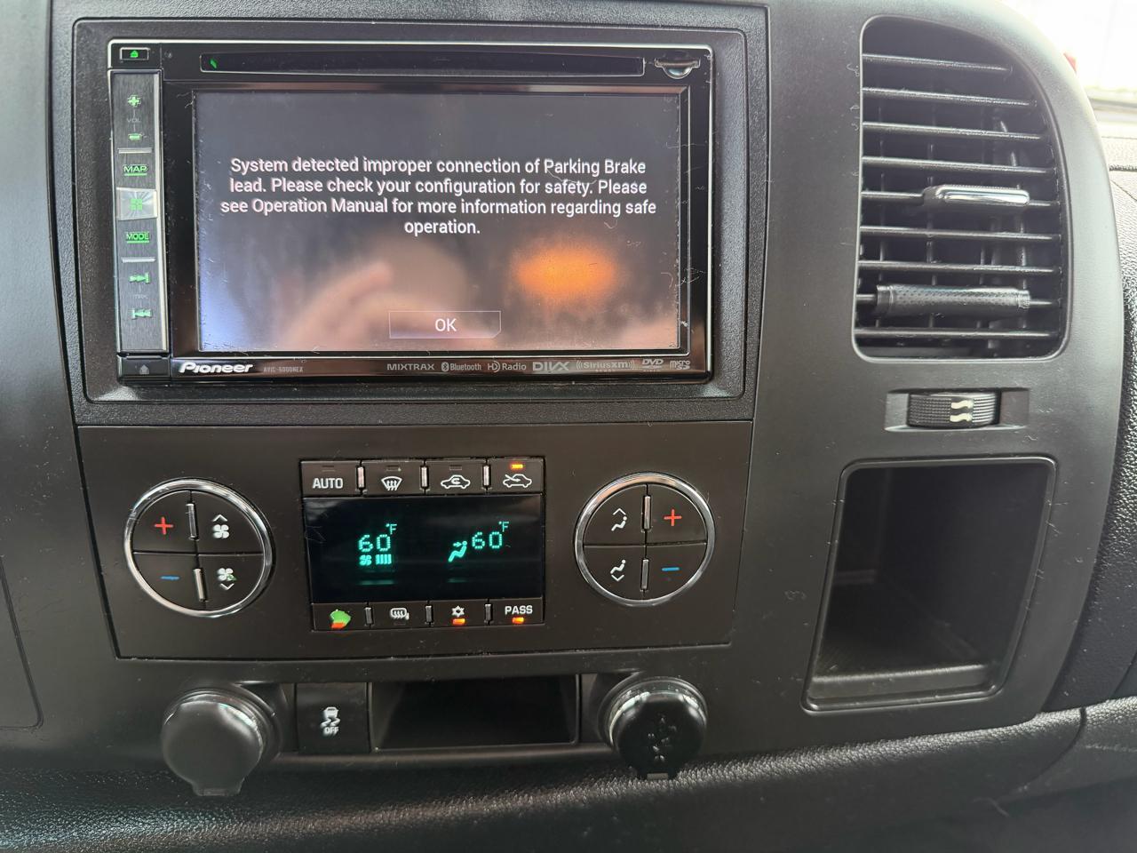 Chevrolet Silverado 1500 4WD Crew Cab 143.5" LT 2013