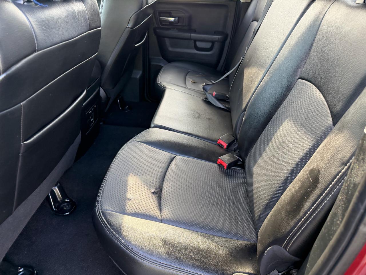 RAM 1500 4WD Quad Cab 140.5" Sport 2014