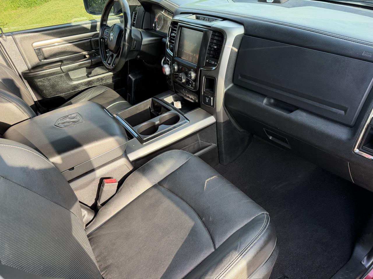 RAM 1500 4WD Quad Cab 140.5" Sport 2014