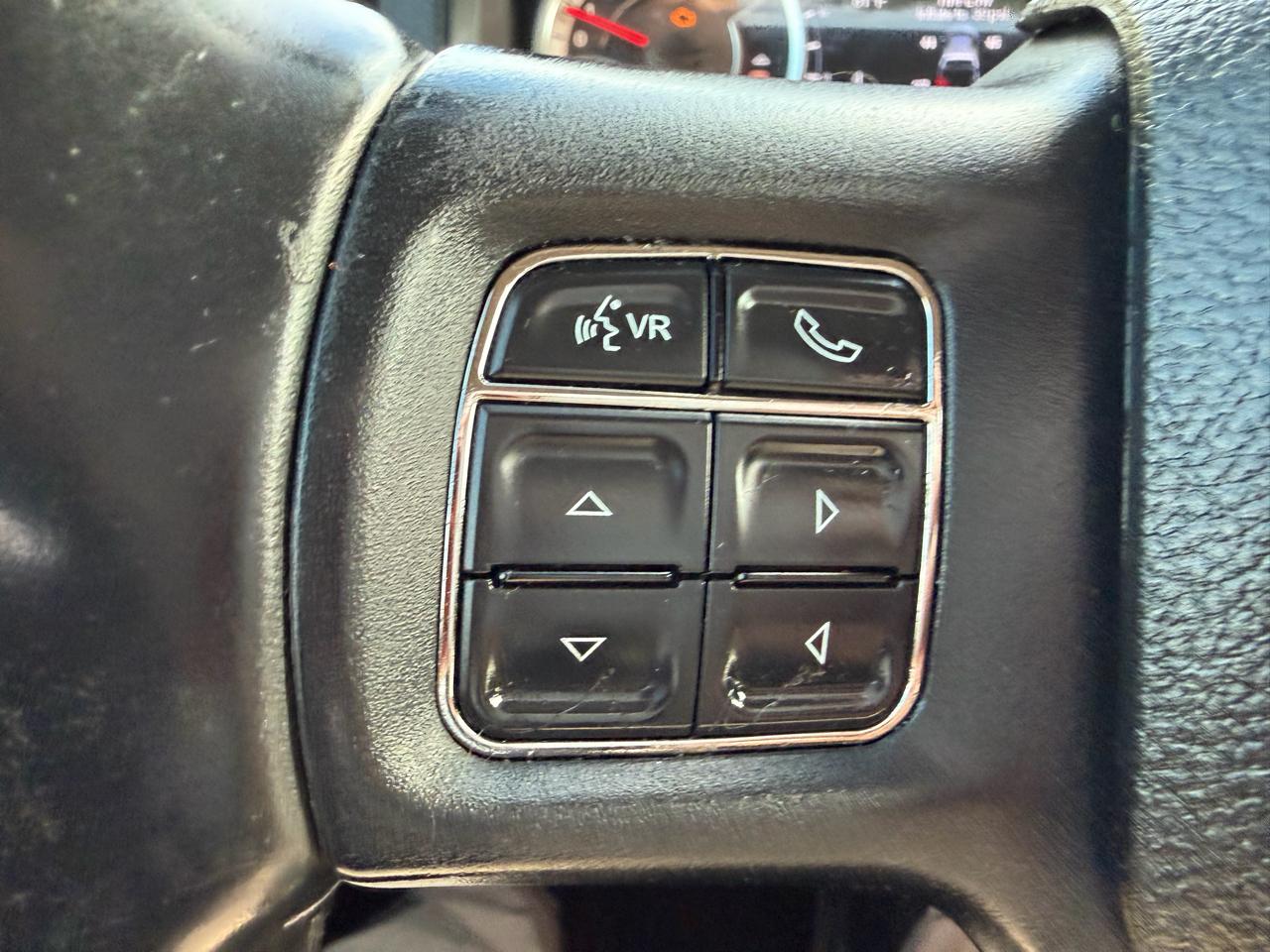 RAM 1500 4WD Quad Cab 140.5" Sport 2014