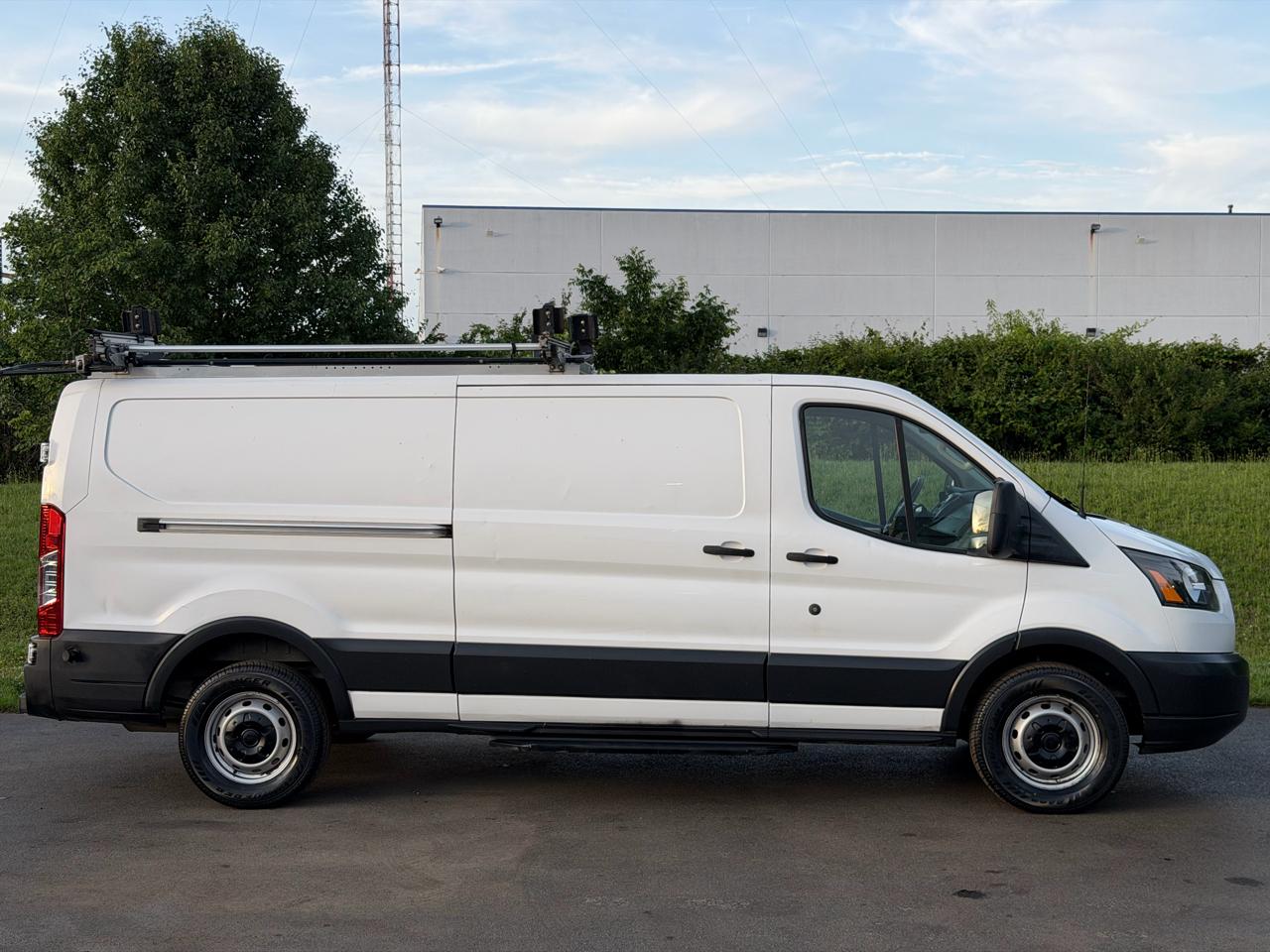Ford Transit Van T-250 148" Low Rf 9000 GVWR Sliding RH Dr 2018