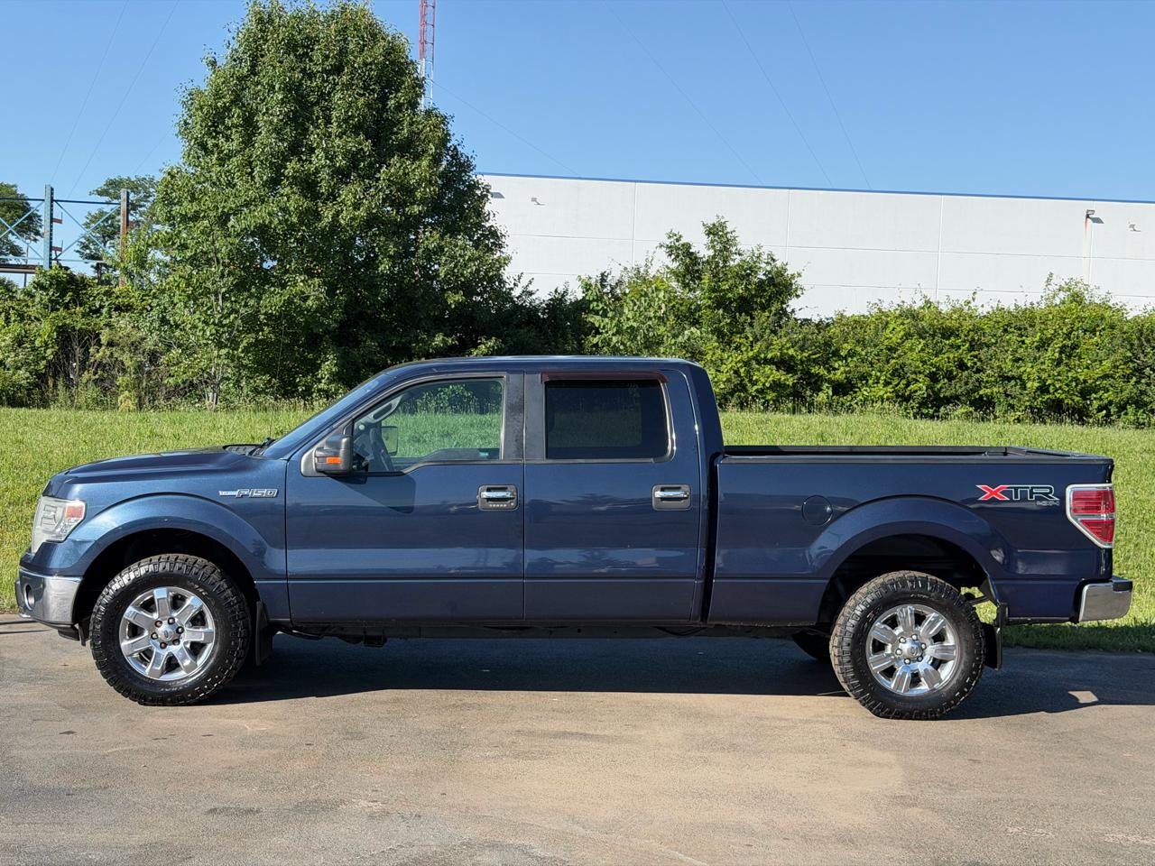 Ford F-150 4WD SuperCrew 145" XLT 2014