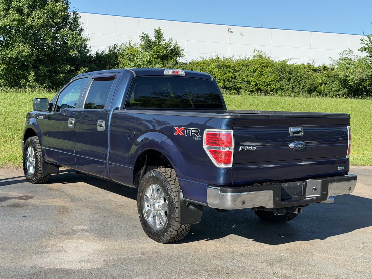 Ford F-150 4WD SuperCrew 145" XLT 2014