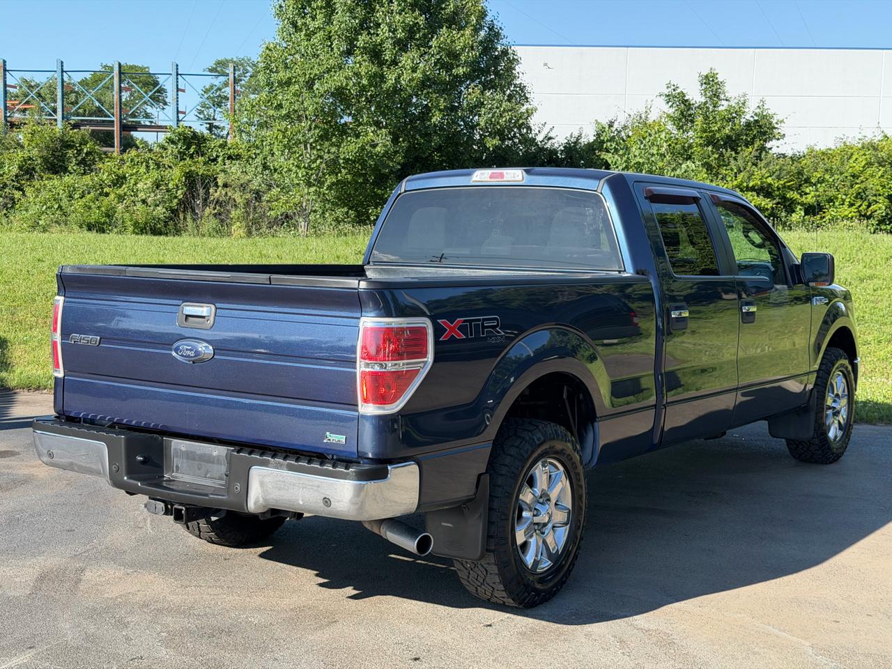 Ford F-150 4WD SuperCrew 145" XLT 2014