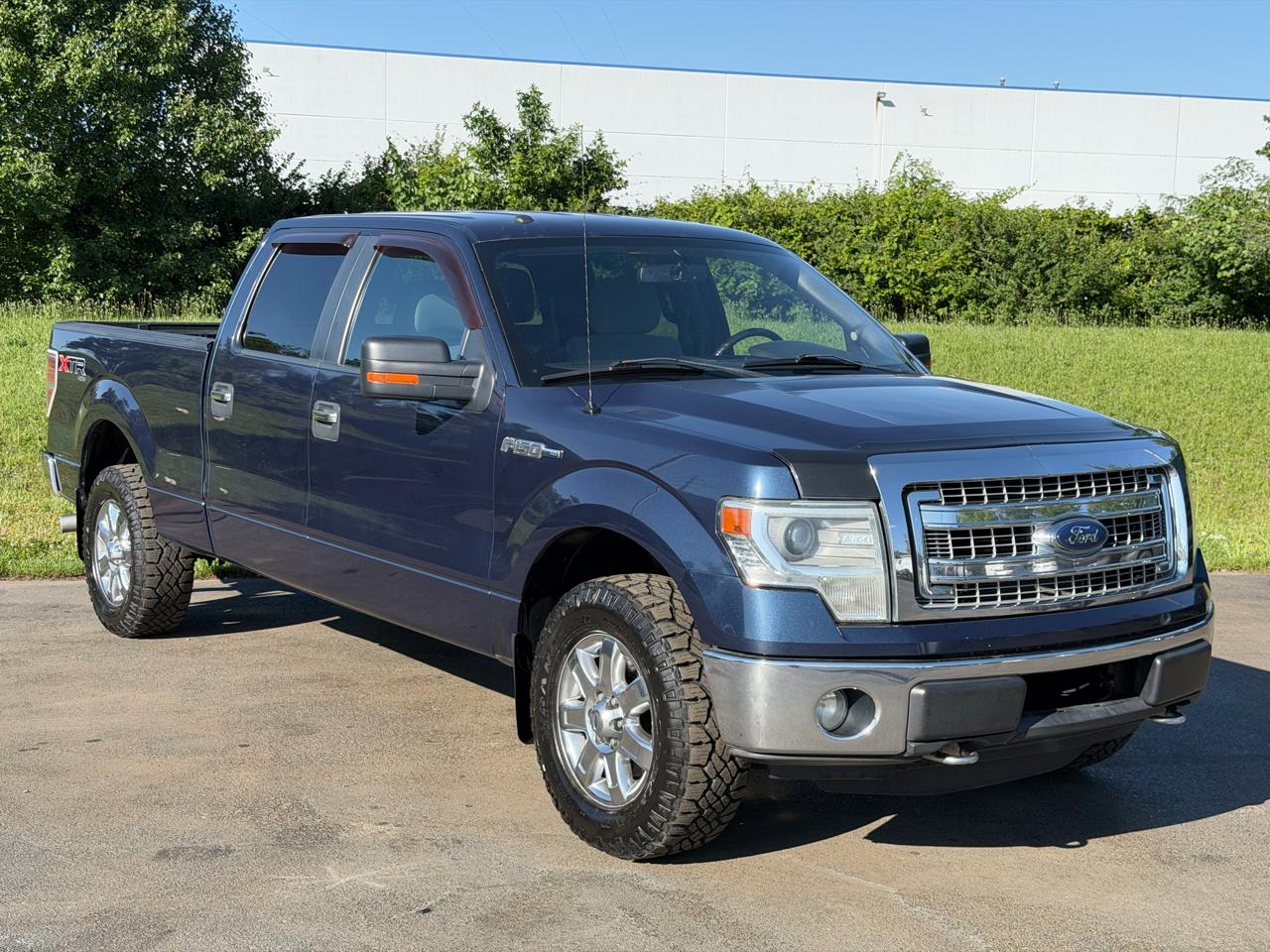Ford F-150 4WD SuperCrew 145" XLT 2014