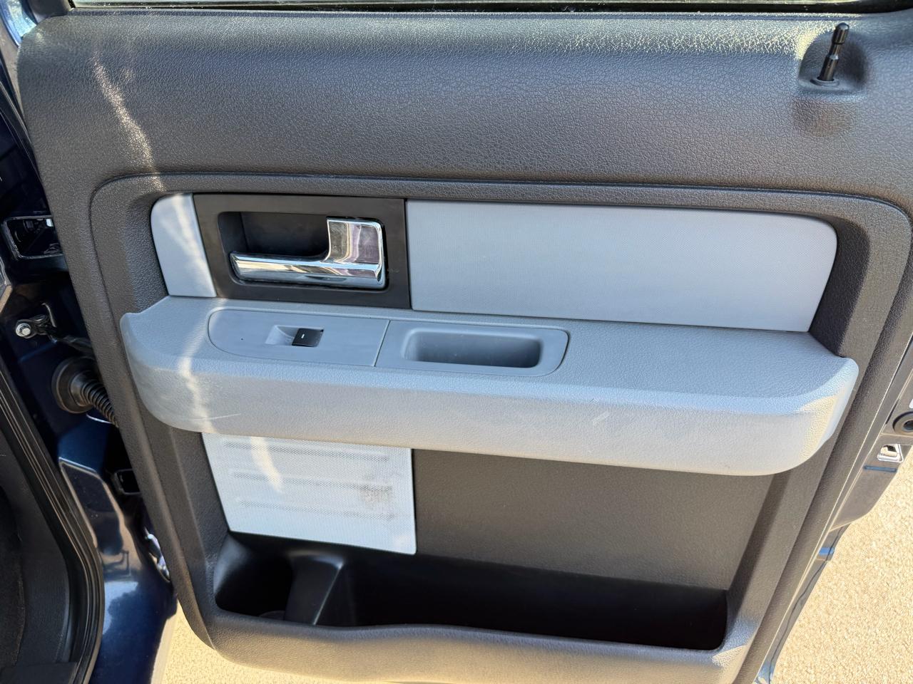 Ford F-150 4WD SuperCrew 145" XLT 2014