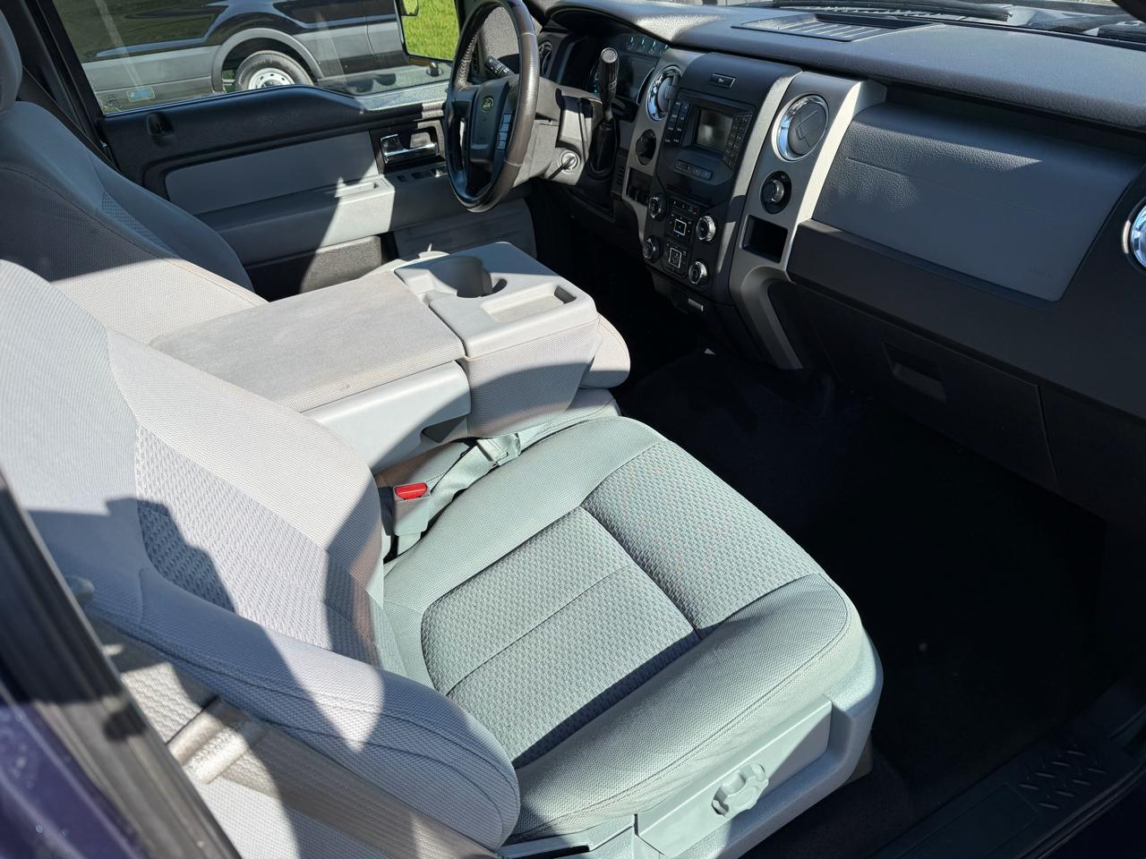Ford F-150 4WD SuperCrew 145" XLT 2014