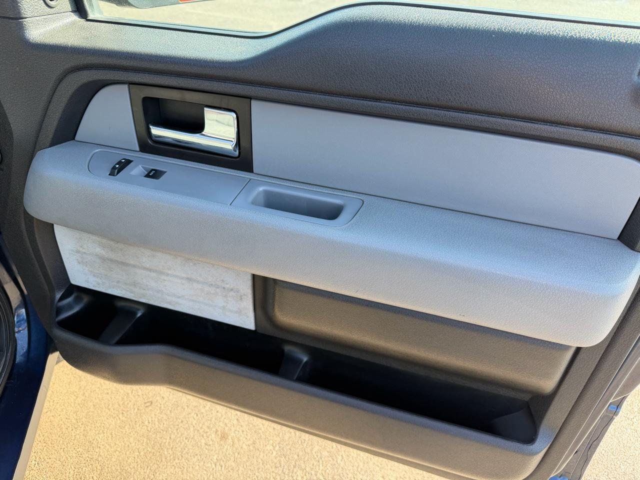 Ford F-150 4WD SuperCrew 145" XLT 2014