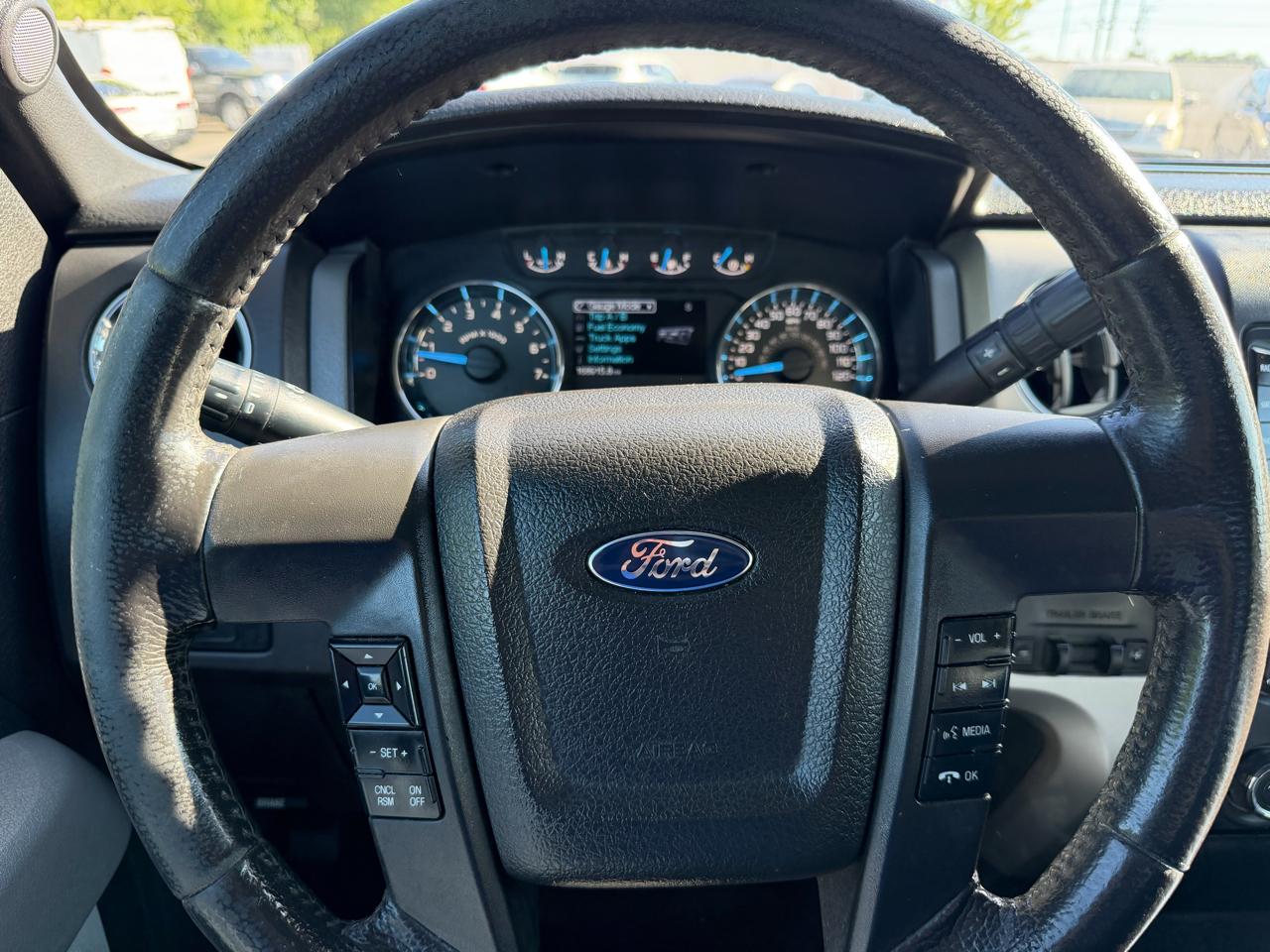 Ford F-150 4WD SuperCrew 145" XLT 2014