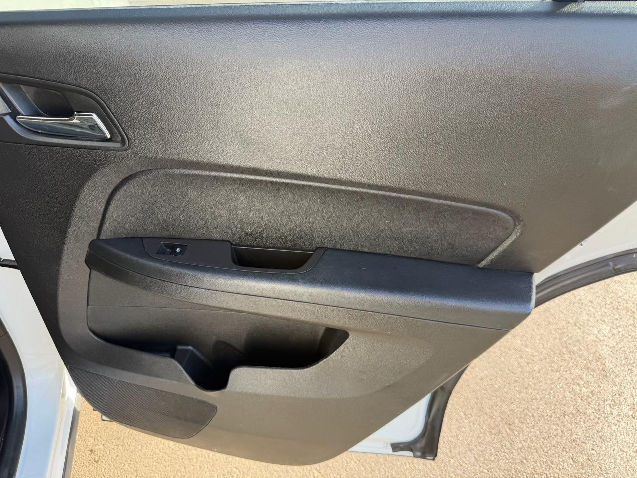 Chevrolet Equinox FWD 4dr LT w/1LT 2015