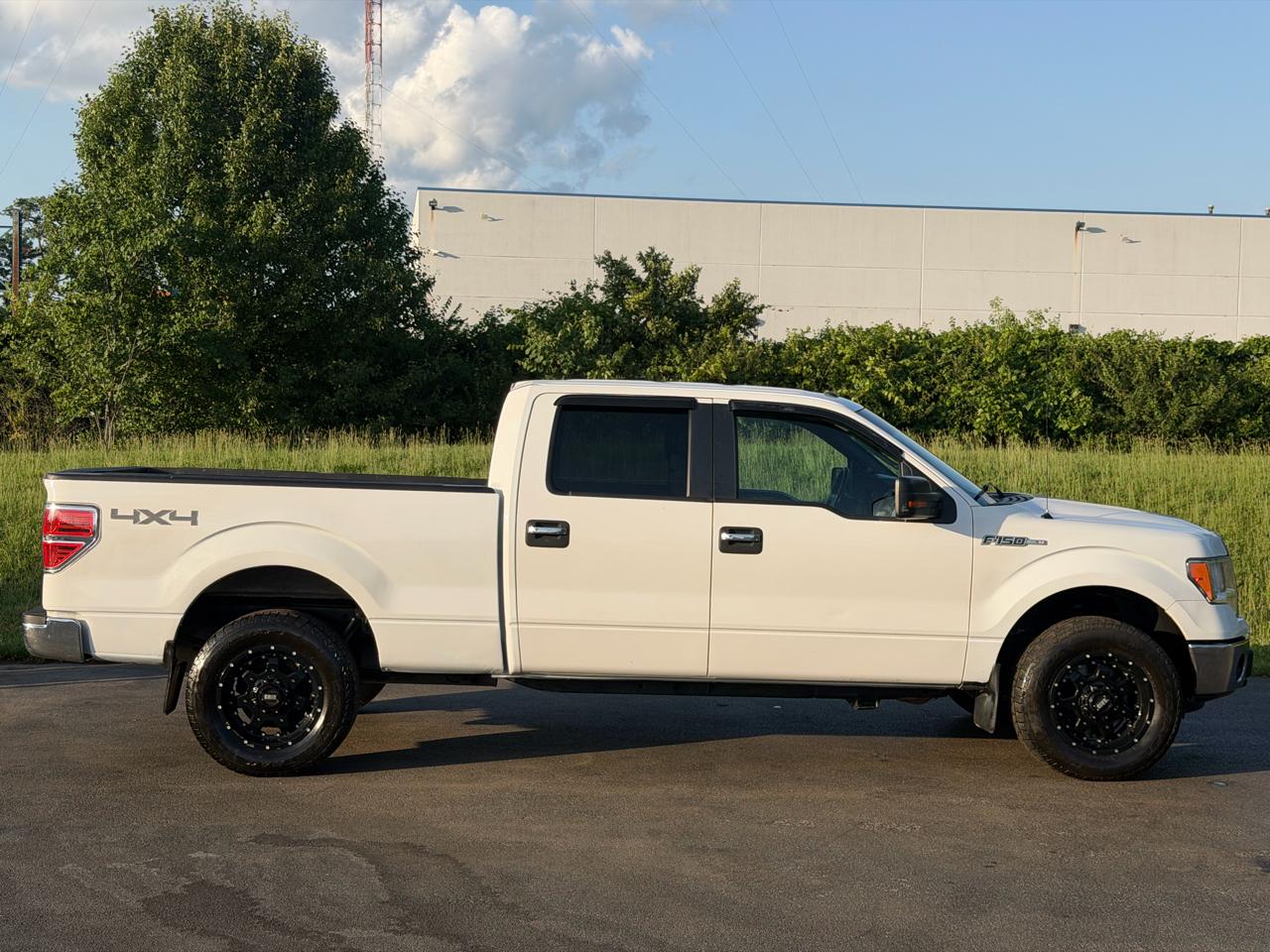 Ford F-150 4WD SuperCrew 145" Platinum 2013