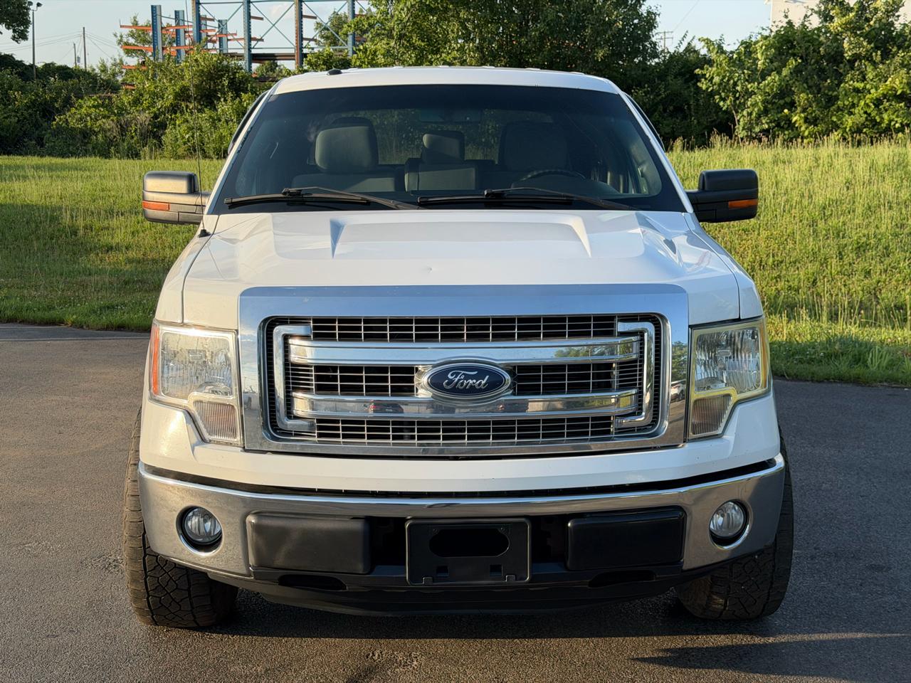 Ford F-150 4WD SuperCrew 145" Platinum 2013