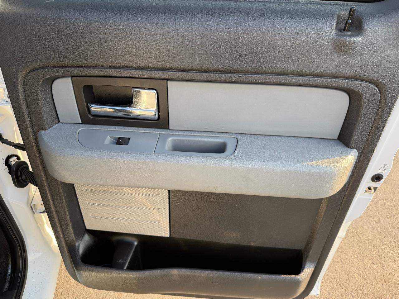 Ford F-150 4WD SuperCrew 145" Platinum 2013