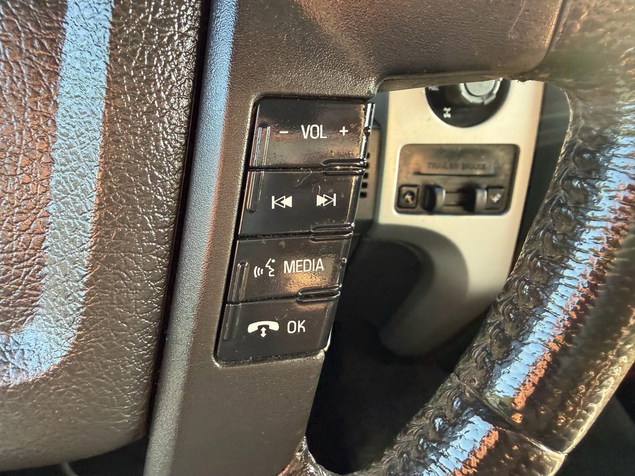 Ford F-150 4WD SuperCrew 145" Platinum 2013