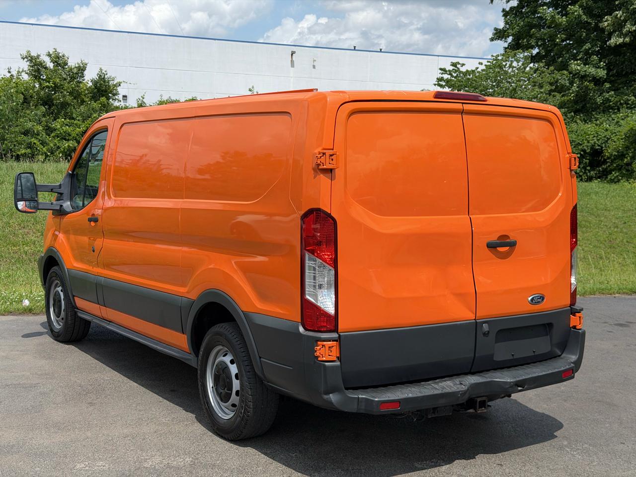 Ford Transit Cargo Van T-150 130" Low Rf 8600 GVWR Swing-Out RH Dr 2015