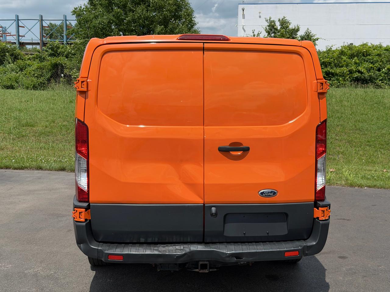 Ford Transit Cargo Van T-150 130" Low Rf 8600 GVWR Swing-Out RH Dr 2015