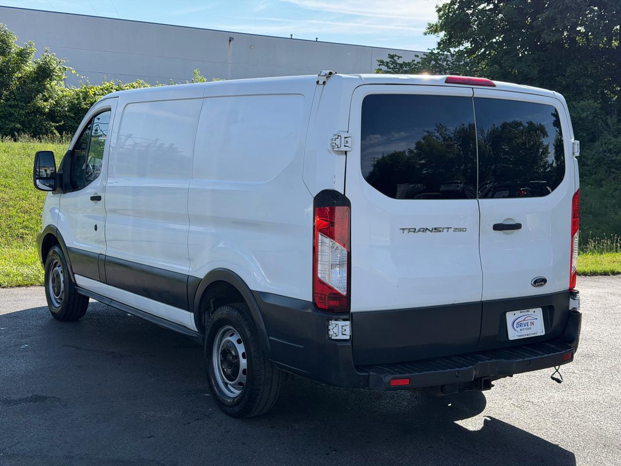 Ford Transit Cargo Van T-250 130" Low Rf 9000 GVWR Sliding RH Dr 2015