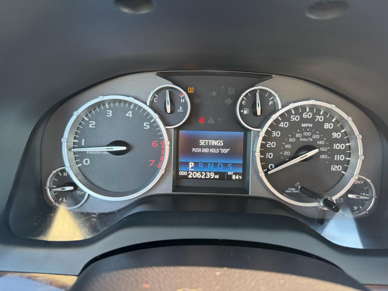 Toyota Tundra 4WD Truck CrewMax 5.7L V8 6-Spd AT LTD (Natl) 2016