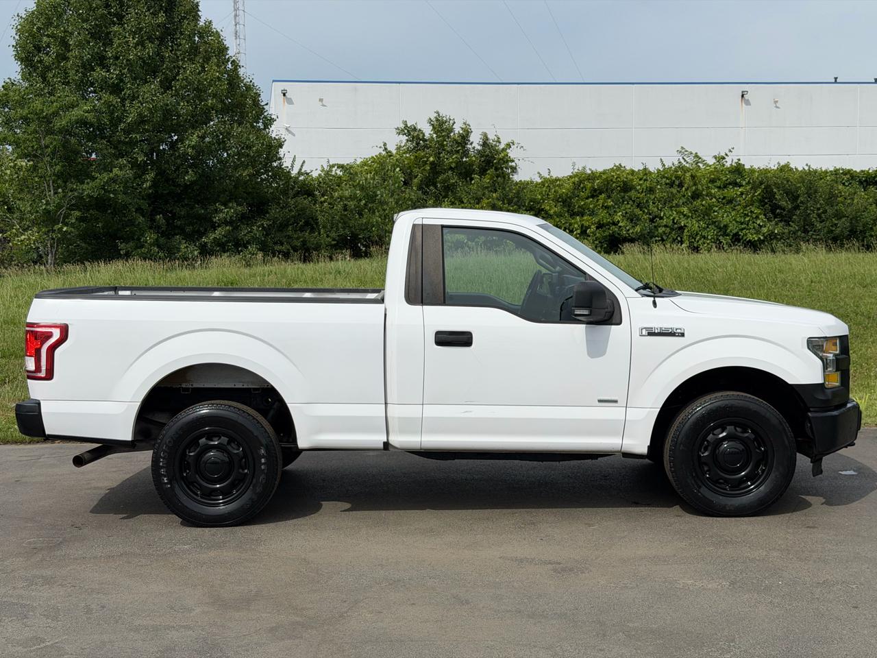 Ford F-150 4WD Reg Cab 141" XLT 2016