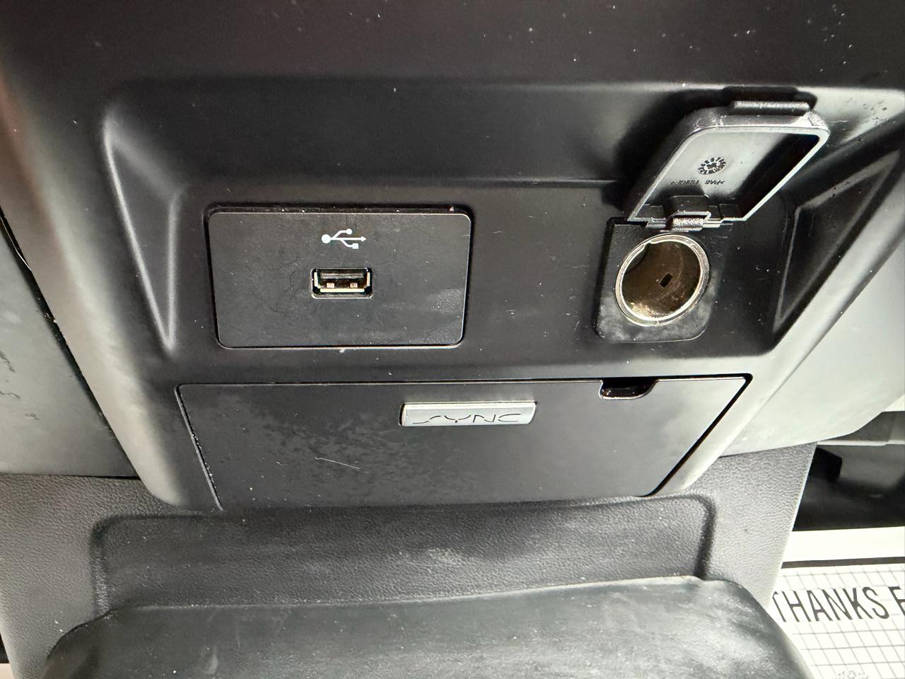 Ford F-150 4WD Reg Cab 141" XLT 2016