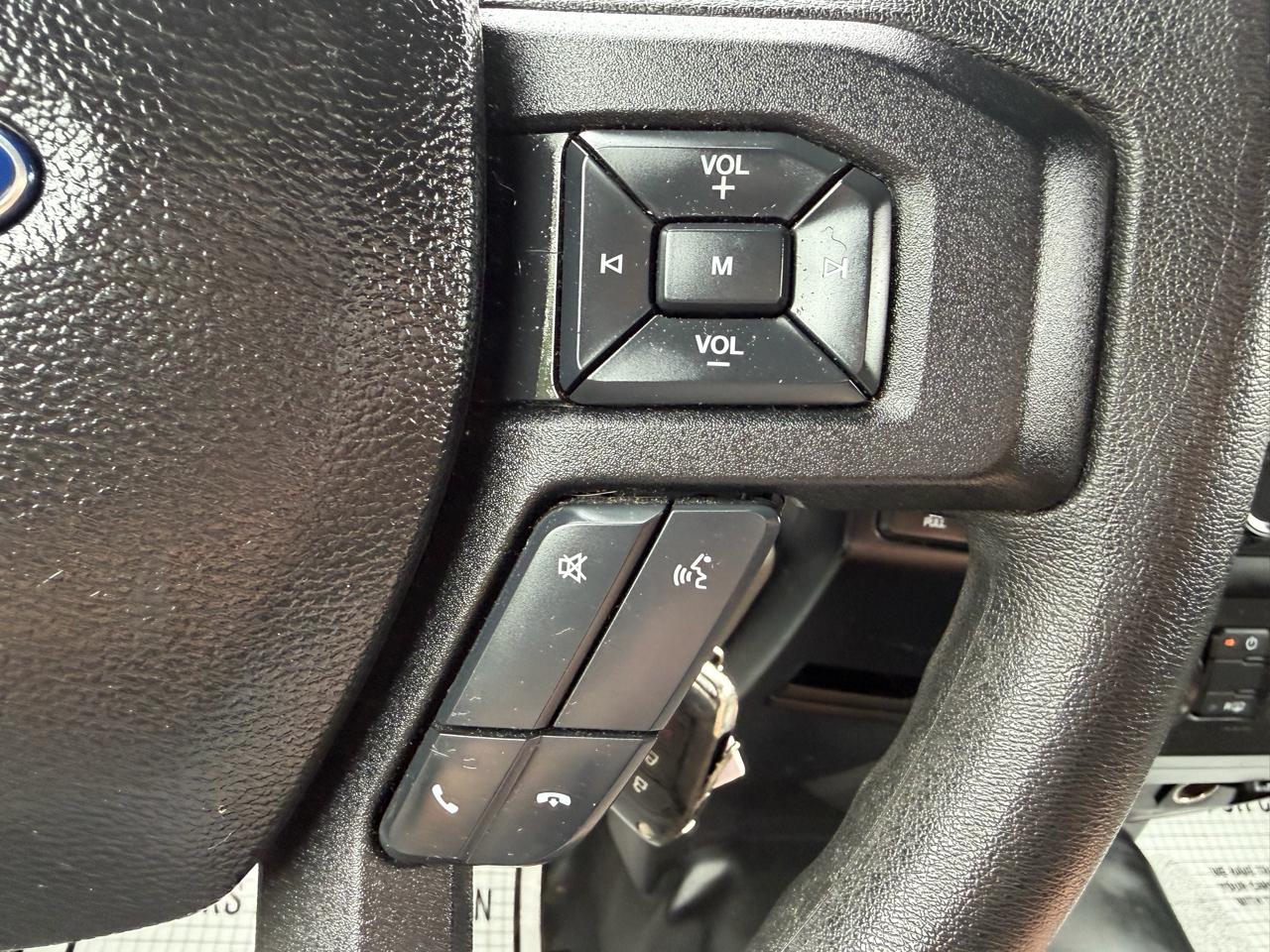 Ford F-150 4WD Reg Cab 141" XLT 2016