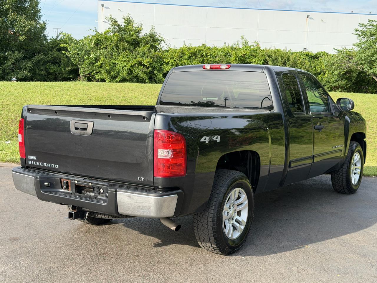Chevrolet Silverado 1500 4WD Ext Cab 143.5" LT 2009