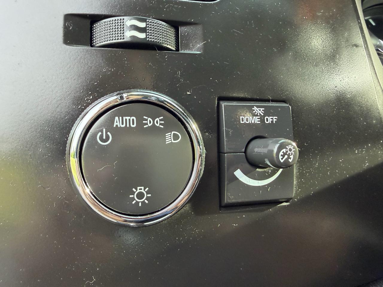 Chevrolet Silverado 1500 4WD Ext Cab 143.5" LT 2009