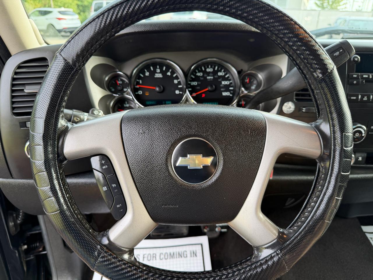 Chevrolet Silverado 1500 4WD Ext Cab 143.5" LT 2009