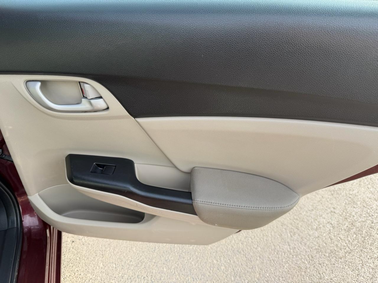 Honda Civic Sedan 4dr CVT LX 2015